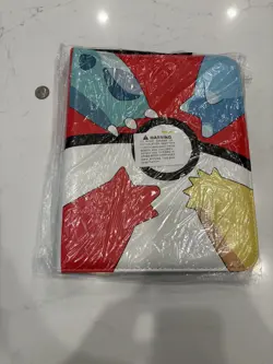 Pokemon TCG red and white 50 pages Holds 900 Card Zip Binder GAMES New Unopened - Image 1