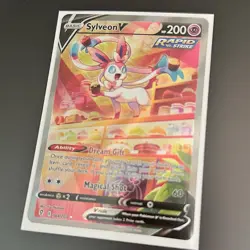 Sylveon V Alt Art Evolving Skies 184/203 Pokemon Card Holo Rare 2021 NM / Mint - Image 1
