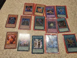 Yugioh Collection W/ BLUE EYES and DARK MAGICIAN - Image 5