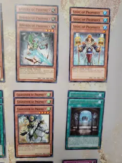 45 Card Yugioh Lot - Spell Casters Cards - Traps, Spell, Monsters, Rares, Holo - Image 3