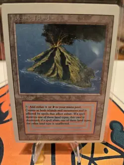 mtg revised volcanic island - Image 1