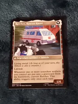 Magic: The Gathering - #002/015 'Ratchet' - Universes Beyond ~ Transformers - Image 2