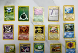 Lot of 20 Pokemon Cards Base Set including Moltres 27/62 - Image 2