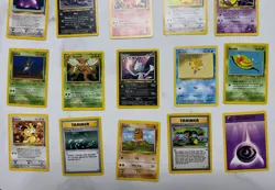 Lot of 20 Pokemon Cards Base Set including Beedrill 18/75 - Image 3