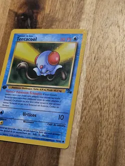 1999 Pokemon Fossil 1st Edition French Tentacool #56/62 Fossil Set NM/Excellent - Image 4