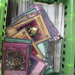Yu-Gi-Oh COLLECTION LOT Yugioh Vintage Bulk Holos Etc Misc Condition - Image 1