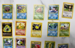 Lot of 20 Pokemon Cards Base Set including Kingdra 19/64 - Image 2
