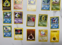 Lot of 20 Pokemon Cards Base Set including Kingdra 19/64 - Image 3
