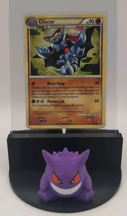 2010 Pokemon TCG HeartGold & SoulSilver Undaunted Gliscor HOLO Rare 4/90 NM - Image 1