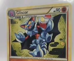 2010 Pokemon TCG HeartGold & SoulSilver Undaunted Gliscor HOLO Rare 4/90 NM - Image 5