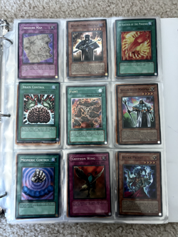 Yu-Gi-Oh! Trading Card LOT 156 Cards; Blue-Eyes White Dragon, Dark Magician - Image 5