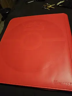 Ultra Pro: Pokemon Chrizard 9-Pocket Zippered Binder 74427161613 - Image 2