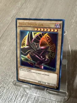 💥Red Dark Magician YGLD-ENB02 Holo NM Yugioh Arcana - Image 3