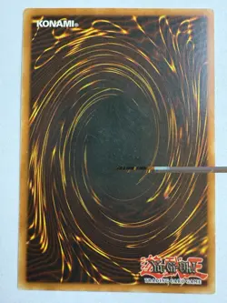 Yu-Gi-Oh! DARK MAGICIAN - SDY-006 - Ultra Rare 1st Edition - VG Hp - Image 2