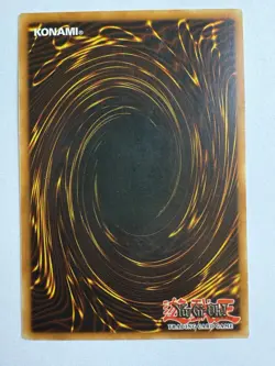 Yu-Gi-Oh! BLUE-EYES WHITE DRAGON - SDK-001 - Ultra Rare 1st Edition - NM - Image 2