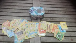 USED 193 X POKEMON CARDS MIXED WITH COLLECTION BOX IN VERY GOOD CONDITION - Image 1