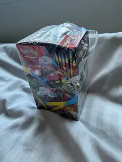 Mega Evolutions PokeMOn Half Booster Box 18 Packs NEW - ONLYBROKEN SEAL See Disc - Image 1