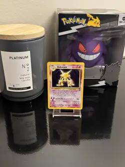 Alakazam 1/102 - Base Set 1999 Unlimited - Holo Rare Pokemon Card - Image 1