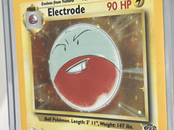 Pokemon Card Electrode 2/64 Jungle Holo Rare Vintage Near Mint - Image 5