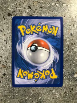 Pokemon TCG Cards Venonat 81/102 HGSS Triumphant Reverse Holo NM - Image 2