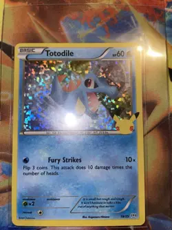 2021 McDonald's Pokemon 25th Anniversary Card TOTODILE 18/25 HOLO NM - Image 3