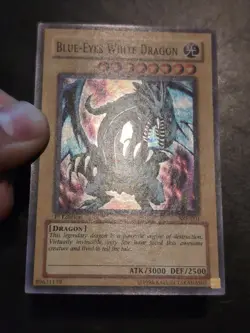Yu-Gi-Oh! SUPER RARE HOLO CARD BLUE-EYES WHITE DRAGON SKE-001 1ST VLP - Image 2