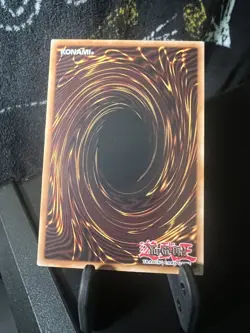 Yugioh! Dark Magician YSYR-EN001 Ultimate Rare Unlimited NM - Image 2