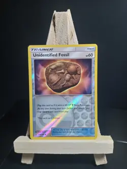Unidentified Fossil 134/156 Sun and Moon Reverse Holo Pokemon TCG NM - Image 1