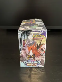 Chilling Reign Booster Box -Pokemon TCG Sword & Shield With Plastic Case 820650818462 - Image 3