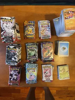 Pokemon TCG Bulk Lot 1000+ Cards PLS READ DESCRIPTION - Image 1