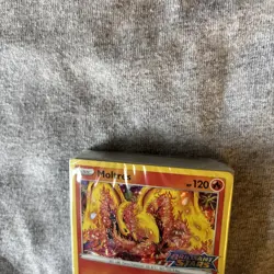 Pokemon - Moltres Stamped Holo - SWSH185 - Brilliant Stars Promo Deck - Sealed - Image 4