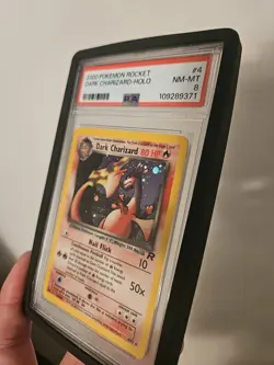 2000 POKEMON ROCKET #4 DARK CHARIZARD-HOLO PSA 8 SLAB GUARD INCLUDED - Image 2