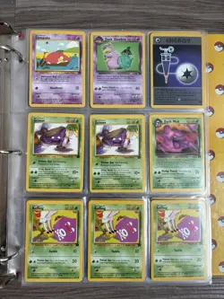 Binder of 208 Used Vintage Pokemon Cards TCG Inc. Unlimited Jungle Fossil Rocket - Image 3
