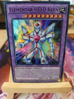 Elementar-Held Kern SHVI-DESE2 Super Rare Deutsch NM YUGIOH - Image 1