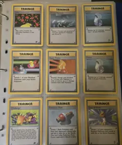 LOT OF 261 POKEMON CARDS IN ALBUM - Image 5
