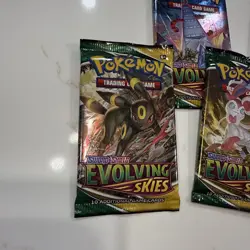 Lot Of 5x New, Sealed Pokemon TCG Evolving Skies Booster Pack Sylveon & Umbreon - Image 2
