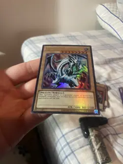 Blue-Eyes White Dragon (V. 1) LCKC-EN001 Secret Rare Legendary Collection Kaiba - Image 2