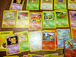 Pokemon Cards Lot of 400+ (1995, 96, 98, 99 Nintendo Creatures, GAMEFREAK 1999) - Image 3