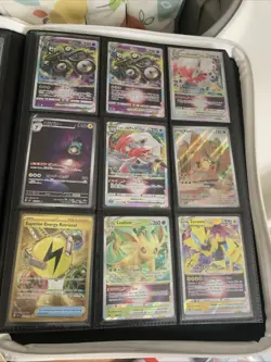 Pokemon Card Lot 250 cards (binder Included) - Image 4