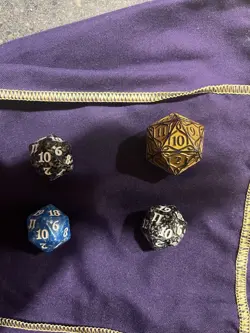 Magic MTG Dice: Throne Of Eldraine (2x), Thero’s Beyond Death & Kaldheim - Image 3