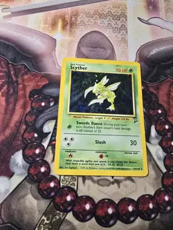 Pokemon TCG - Scyther Base Set 2 17/130 - Unlimited Holo Rare - SWIRL - LP - Image 3