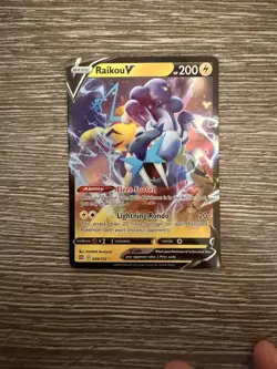 Pokemon Card Raikou V 048/172 Half Art Brilliant Stars Near Mint - Image 1