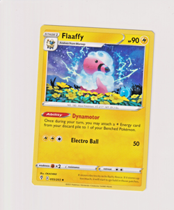 Flaaffy 055/203 NM Pokemon TCG Card Evolving Skies ENG 2021 Lightning Uncommon - Image 1