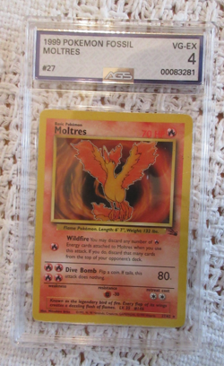 1999 POKEMON FOSSIL #27 MOLTRES AGS 4 CARD - Image 1