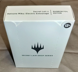 MTG Secret Lair x Hatsune Miku Electric Entourage EN SEALED RAINBOW FOIL English - Image 1
