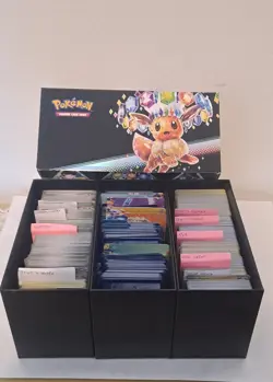 Mega Lotto Carte Pokemon - 3 Kg (ITA) Spada e Scudo Scarlatto e Violetto Megaevo - Image 1
