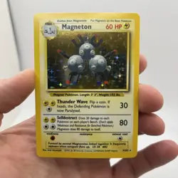 Pokemon TCG Magneton Base Set Holo Unlimited Rare Card 9/102 - Image 1