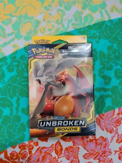 Pokemon TCG Sun & Moon Unbroken Bonds 3-Pack Hanger Box - Image 1