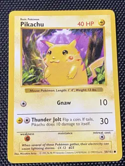 Pokemon TCG Pikachu (Red Cheeks) 58/102 Shadowless A LP/NM - Image 1