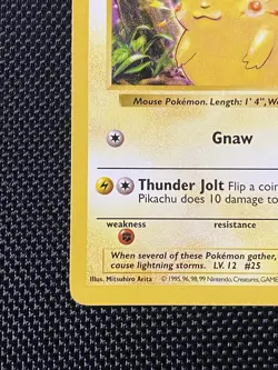 Pokemon TCG Pikachu (Red Cheeks) 58/102 Shadowless A LP/NM - Image 5